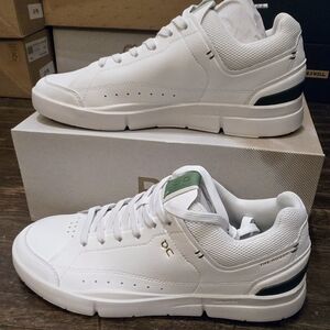 NEW ON Women's 9 "The Roger" Casual/Tennis Sneaker. White/sage - MSRP $200